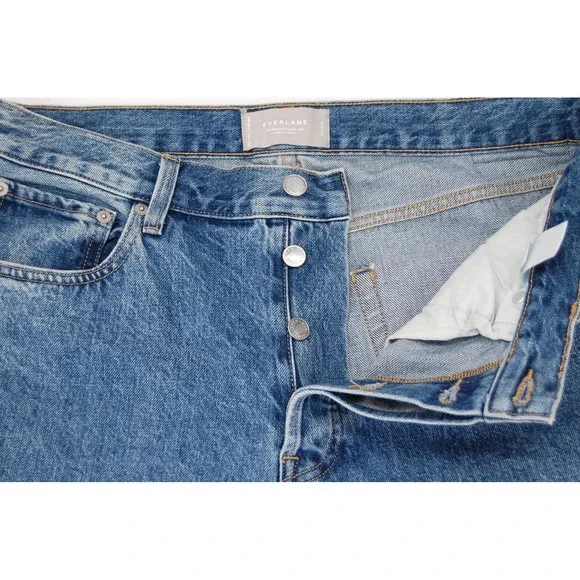 Everlane Men's Relaxed Jeans in Blue - Picture 5 of 14